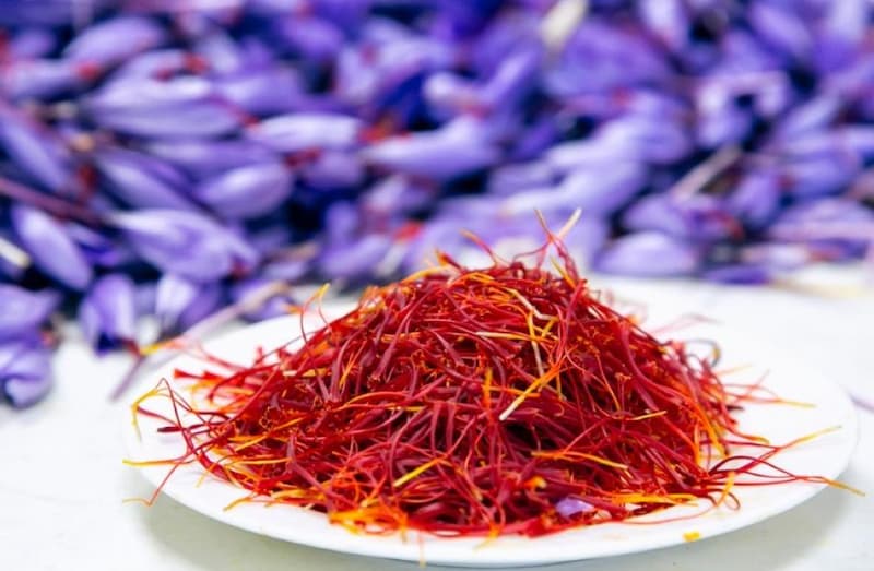 Iranian Saffron Trails: Unveiling the Best Buying Spots