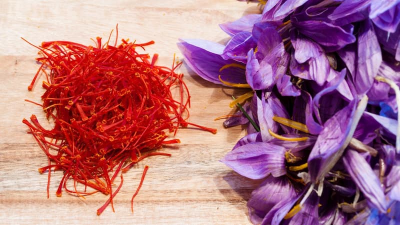 Purity Unveiled: A Guide to Procuring Genuine Saffron